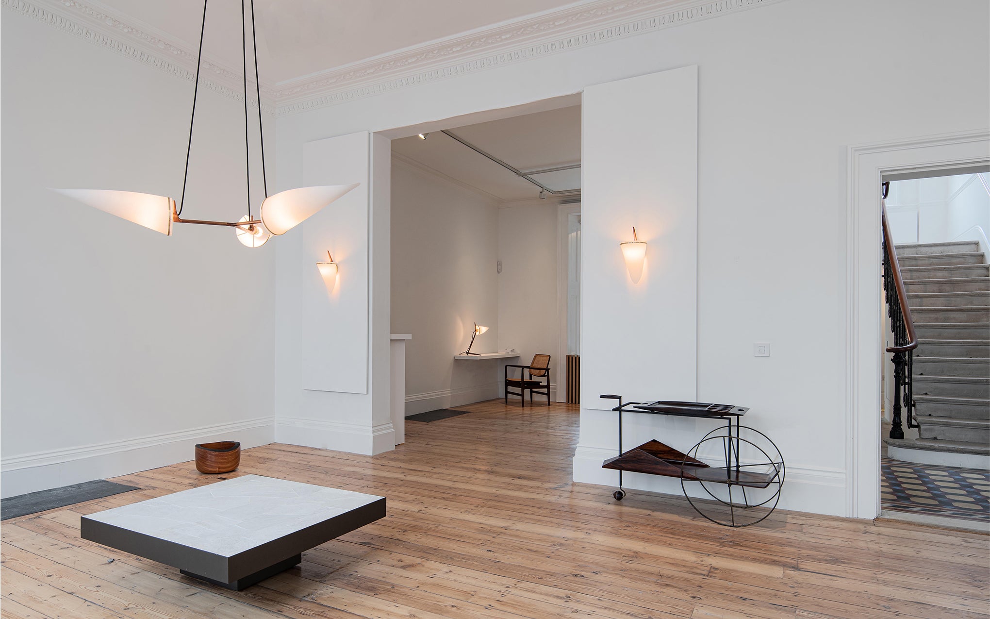 Armitage triple suspension lamp