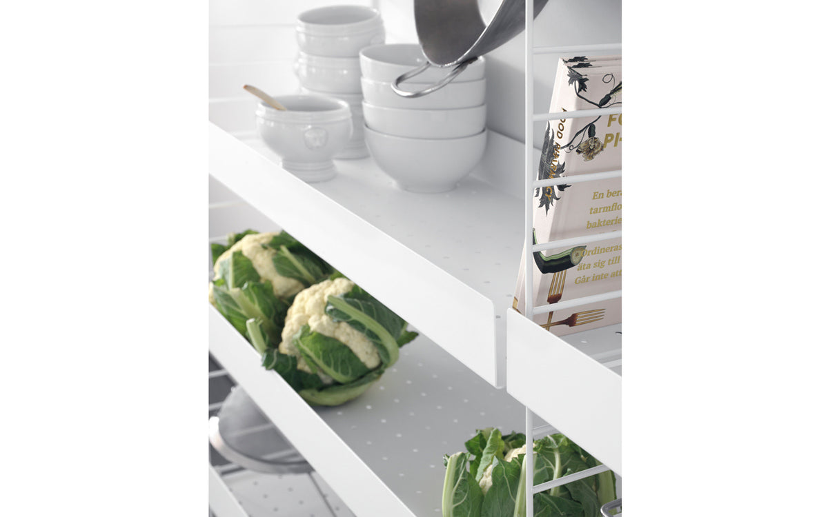String Systems Kitchen String - kitchen configuration G by Nisse Strinning for String | SCP