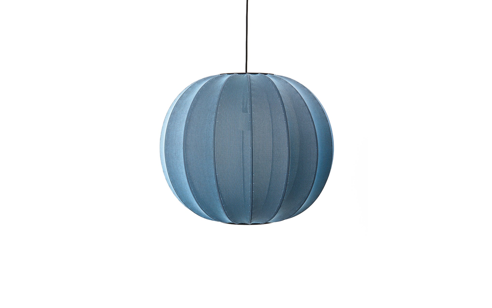 Knit-Wit round pendant