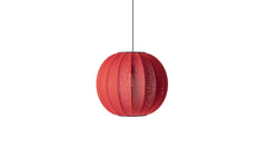 Knit-Wit round pendant