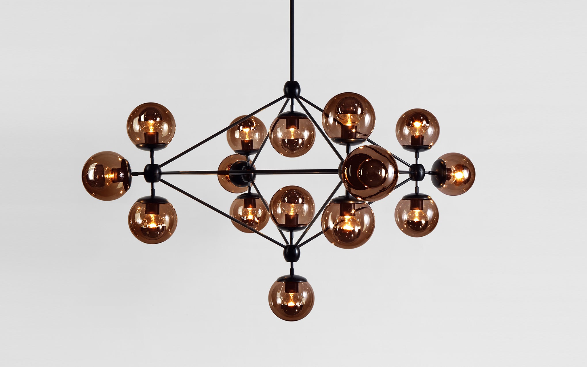Modo chandelier - 4 sided, 15 globe