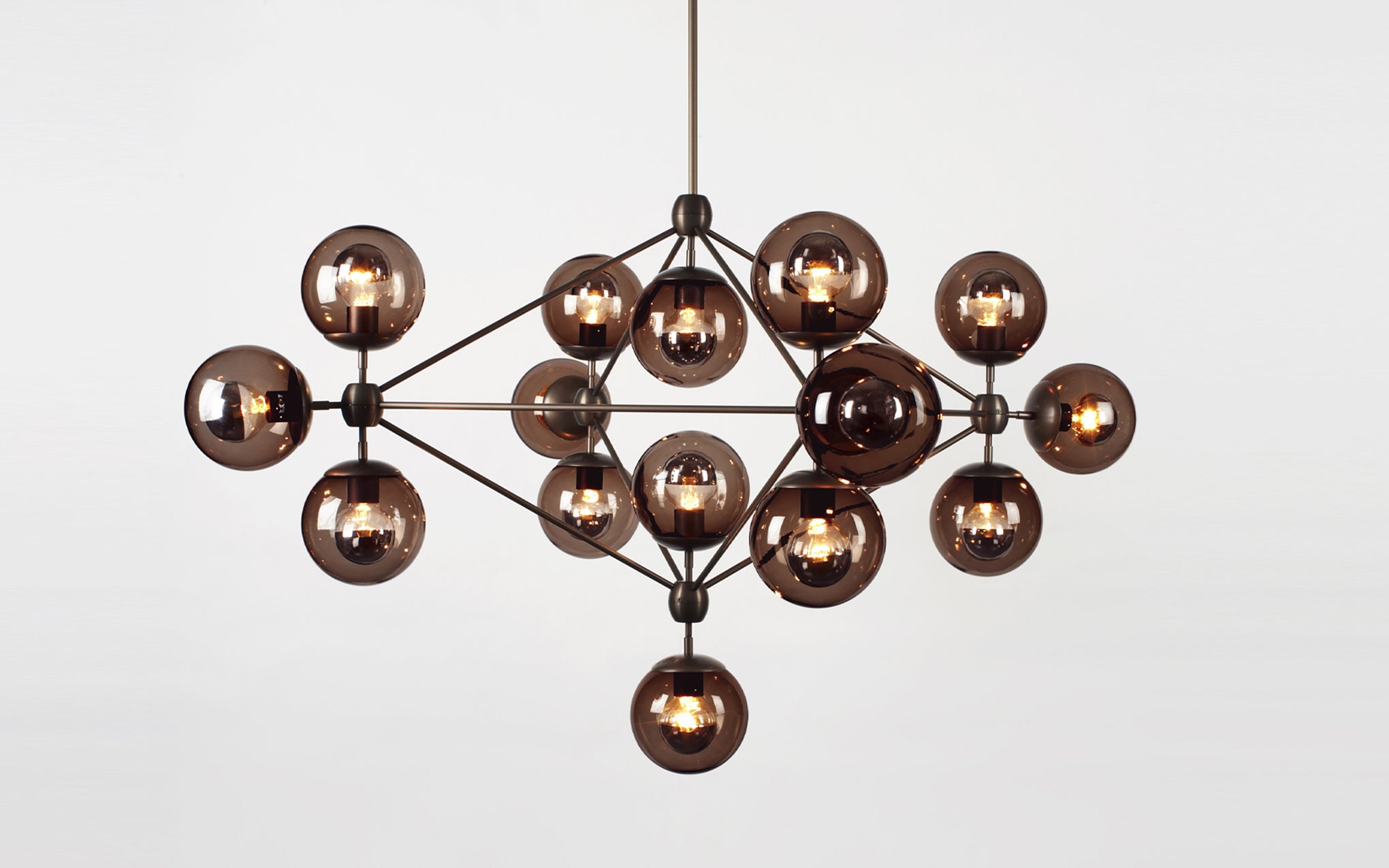 Modo chandelier - 4 sided, 15 globe