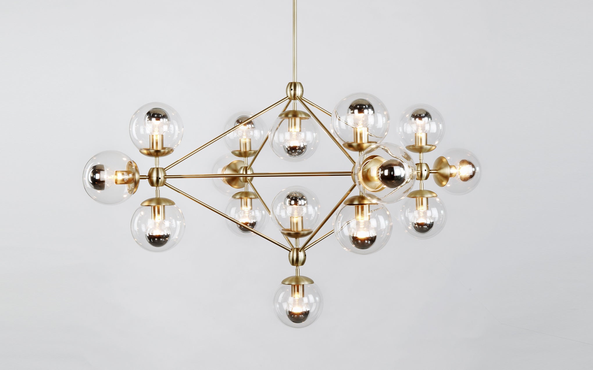 Modo chandelier - 4 sided, 15 globe