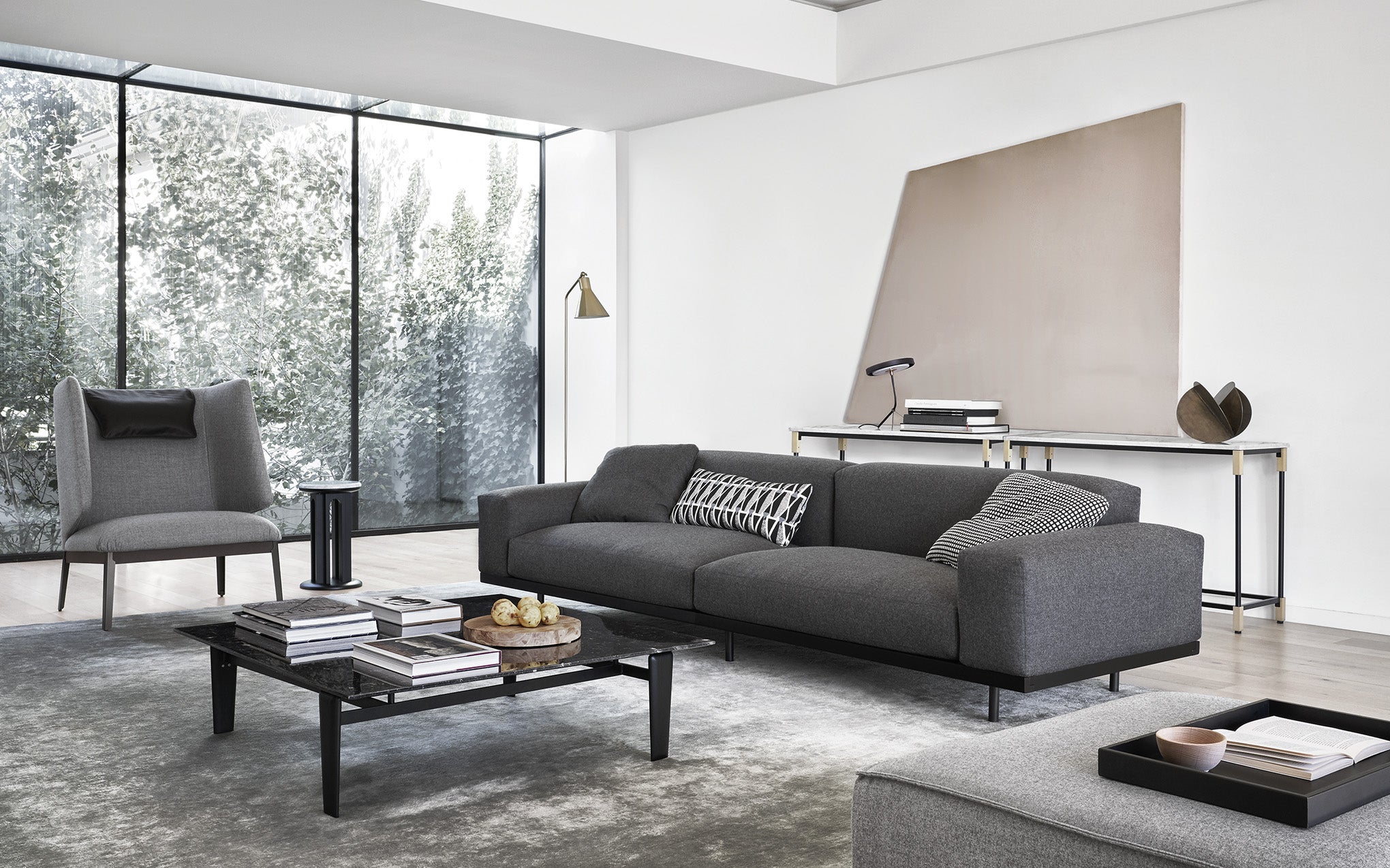 Hug armchair - high back