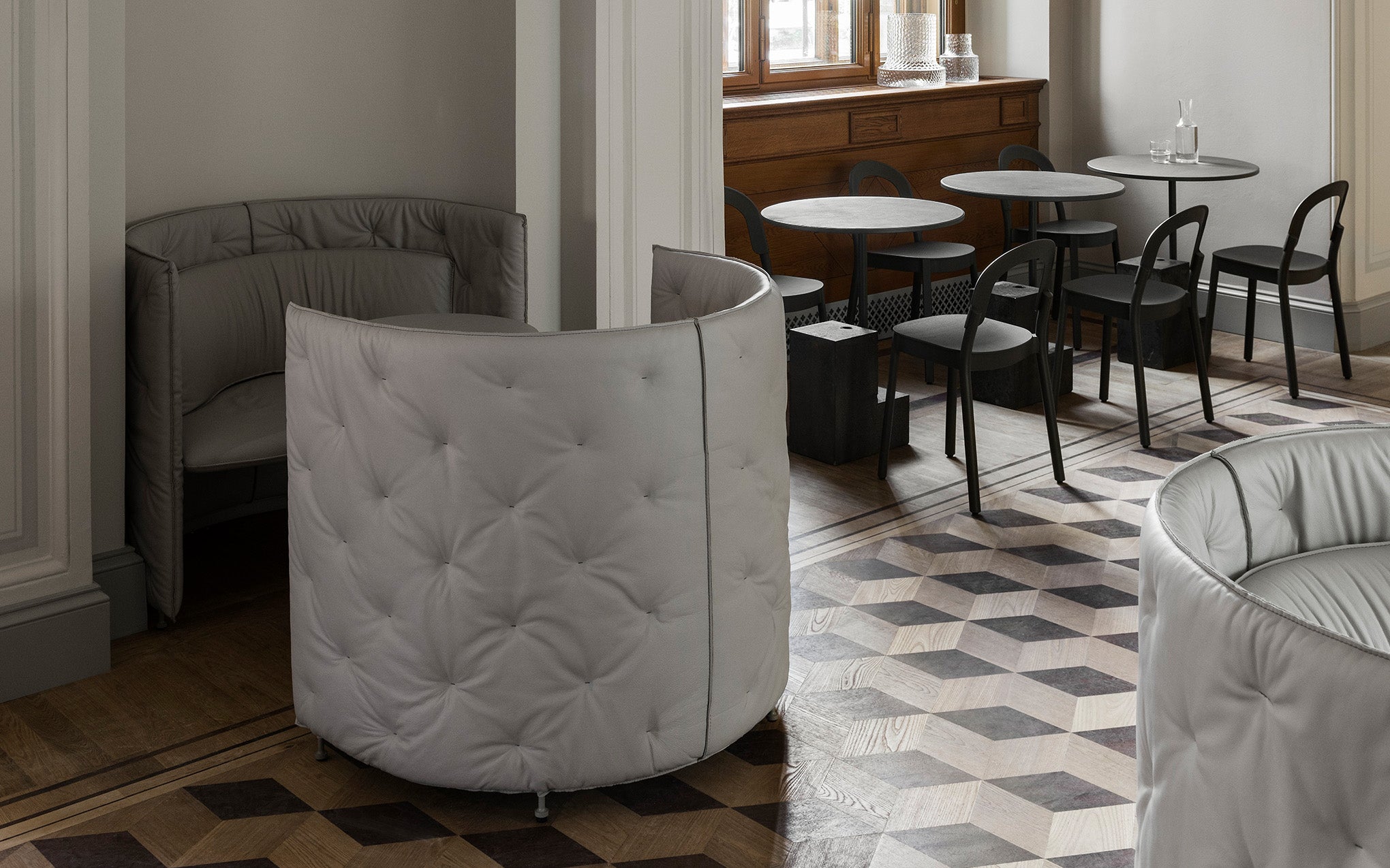 Niche sofa
