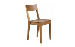 Oak chair in oak