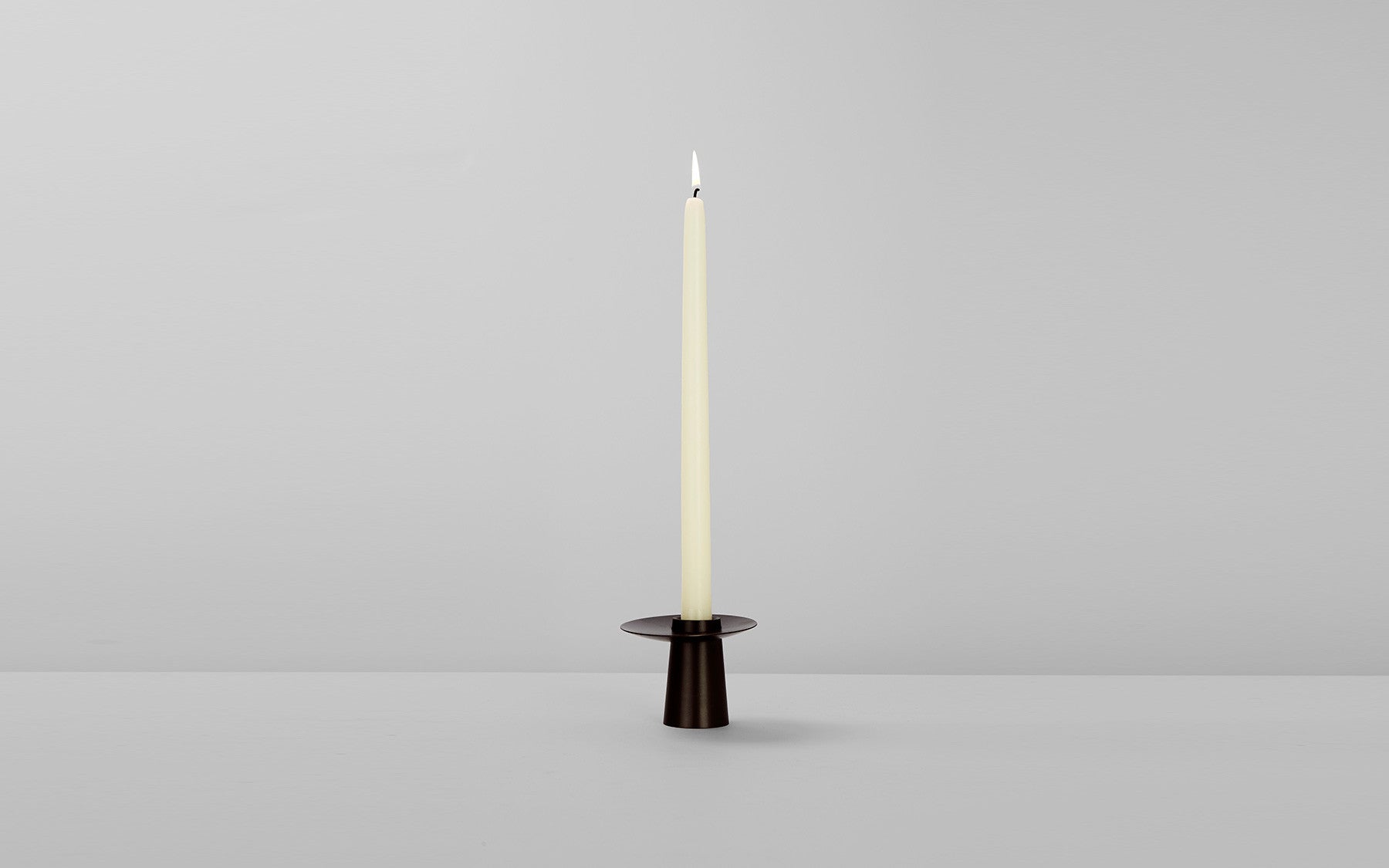 Orbit candleholder 02