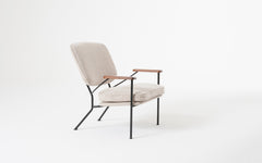 Orlando armchair with walnut arms