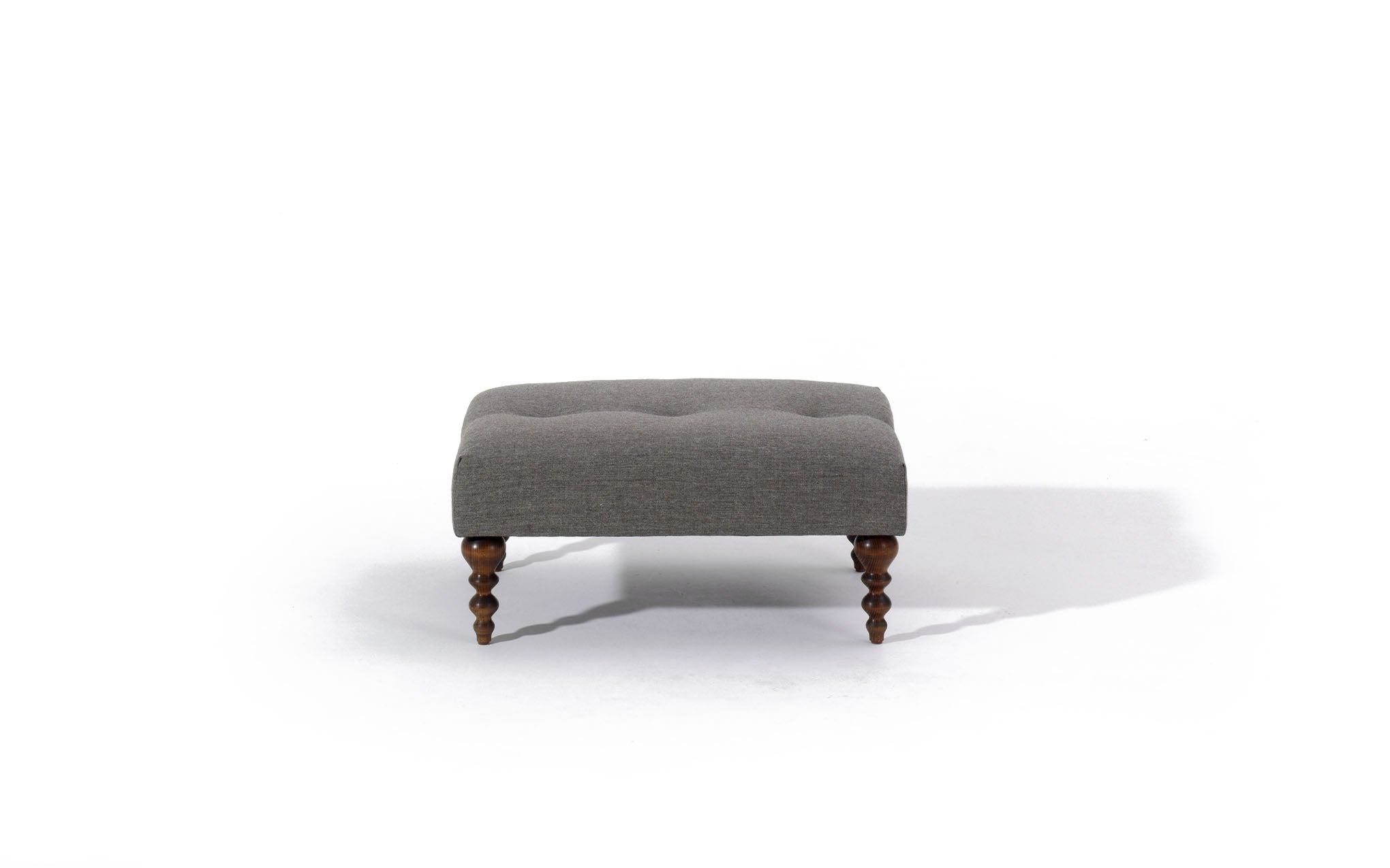 Oscar ottoman - small