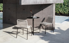 Auki table - outdoor