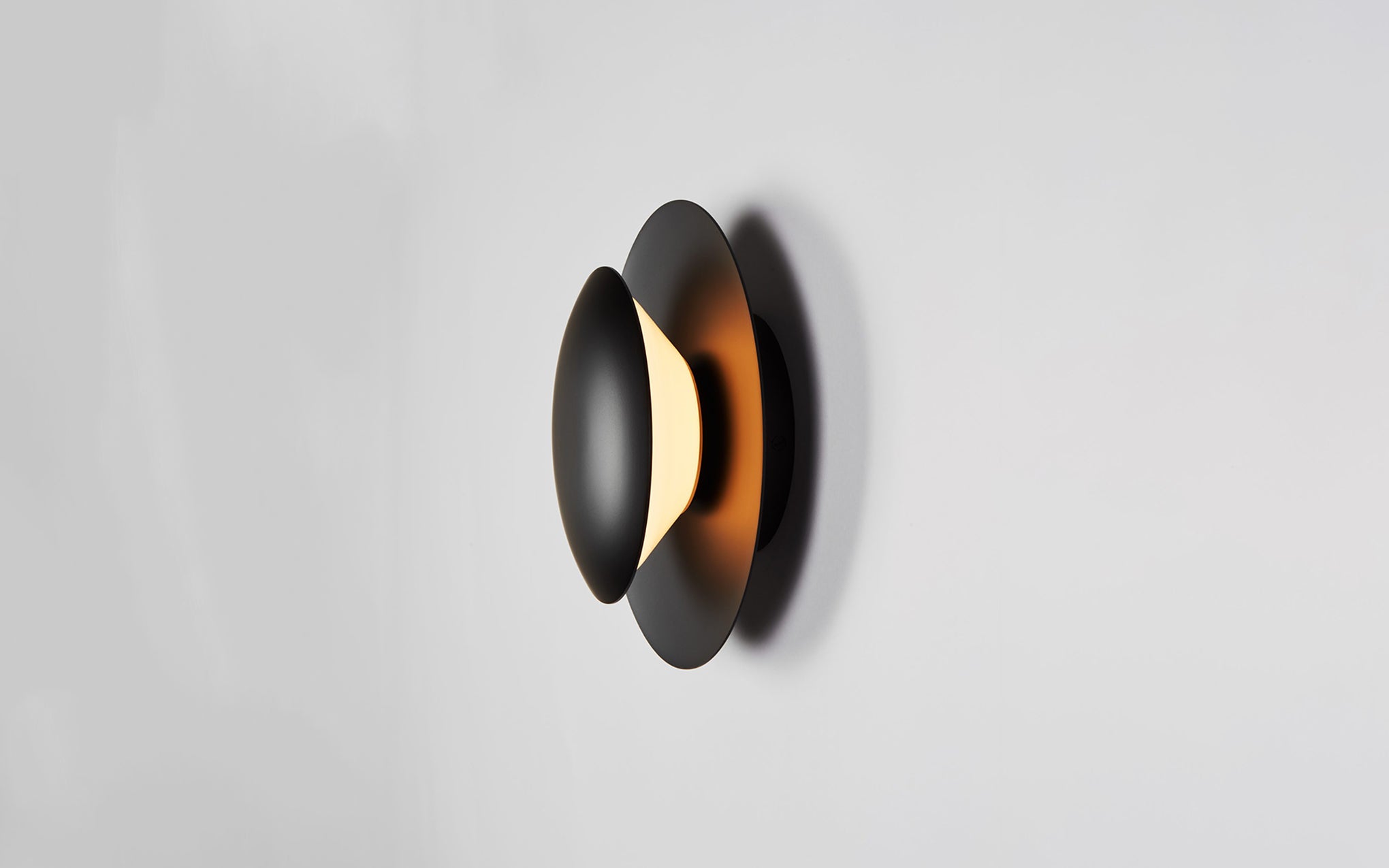 Bell sconce 02