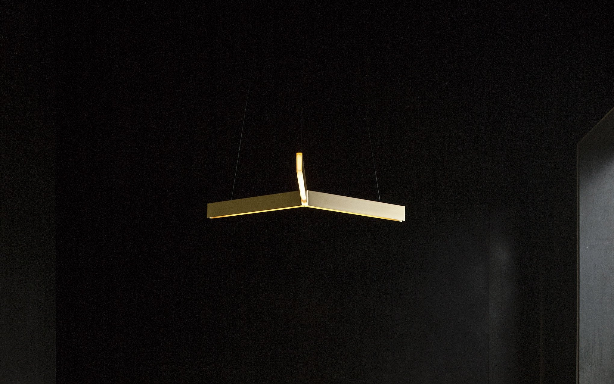 Tri pendant light