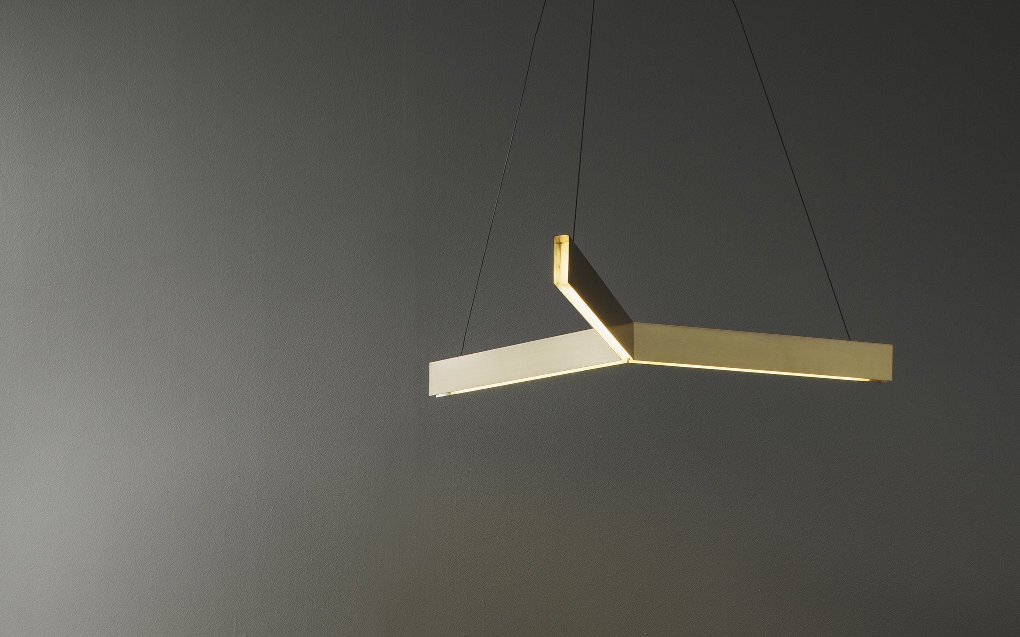 Tri pendant light