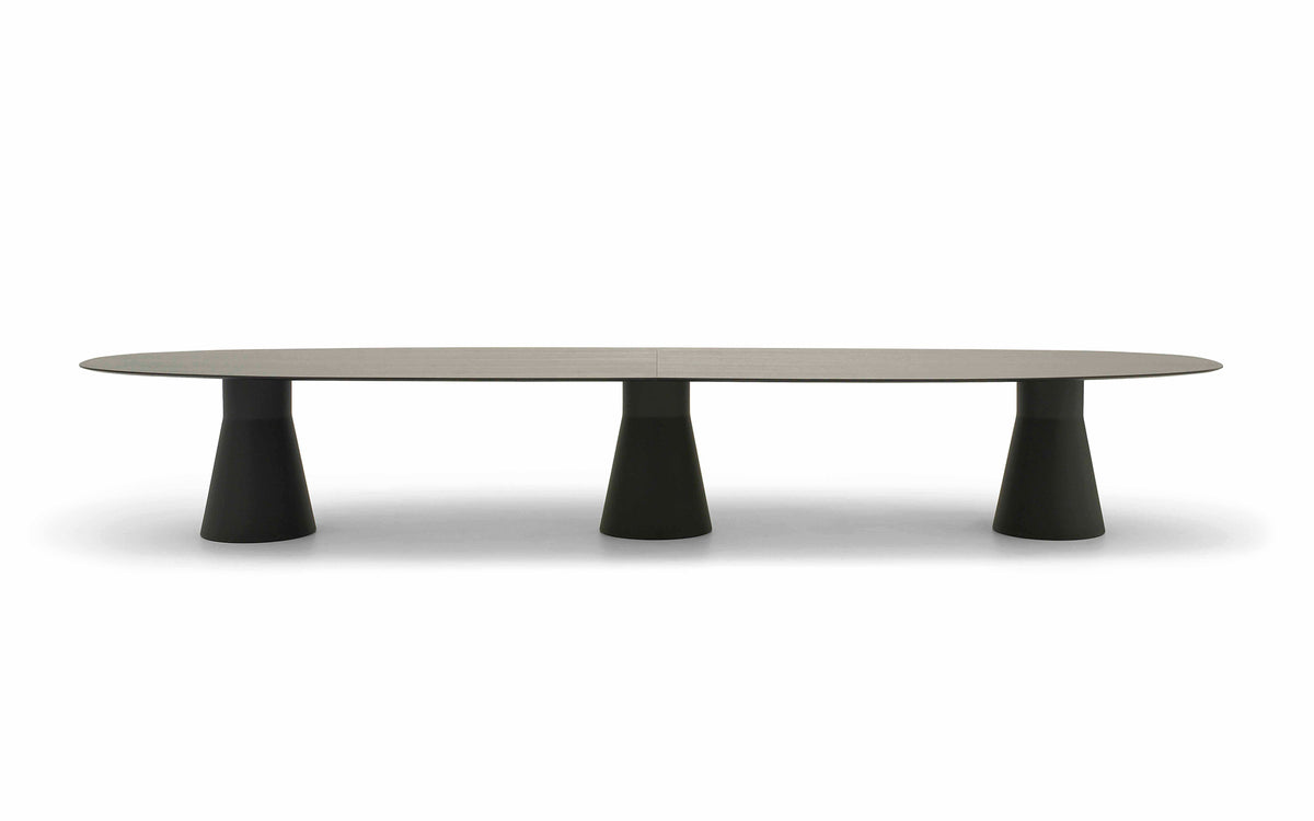 The Reverse Conference Table Reverse Conference table by Andreu World | SCP