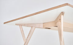Peggy Standing table
