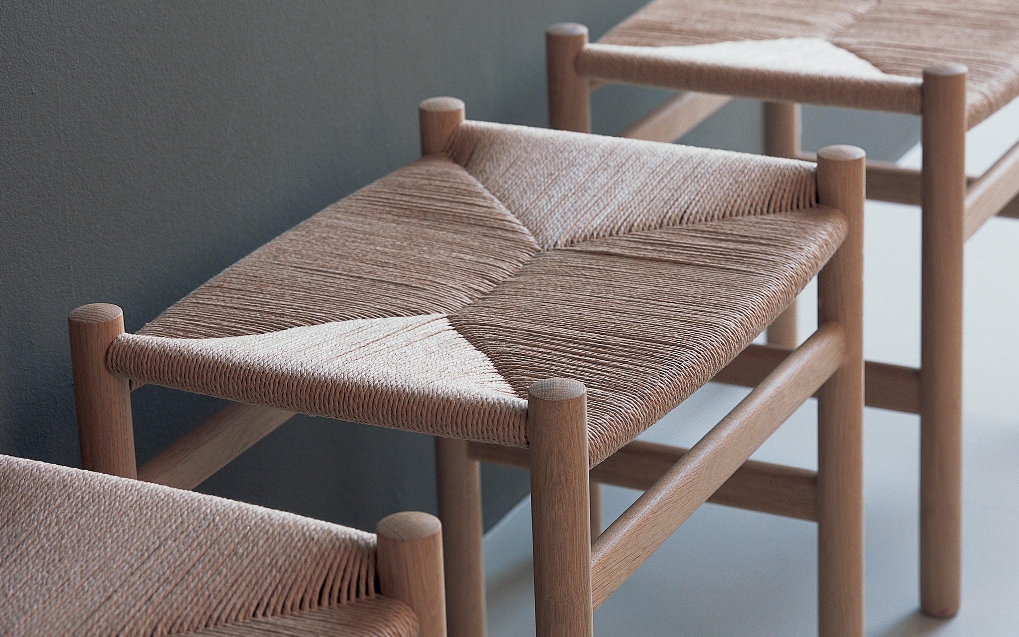 CH53 footstool by Hans J. Wegner for Carl Hansen & Søn | SCP