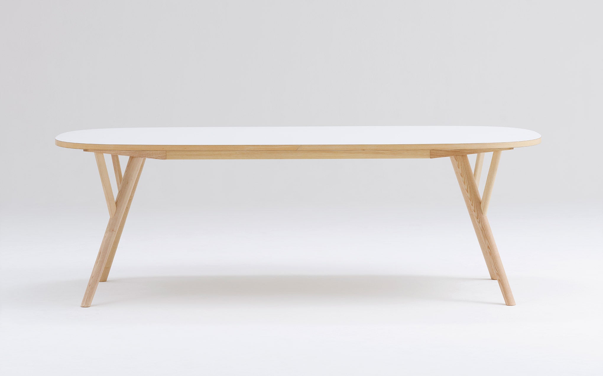 Peggy Elliptical table