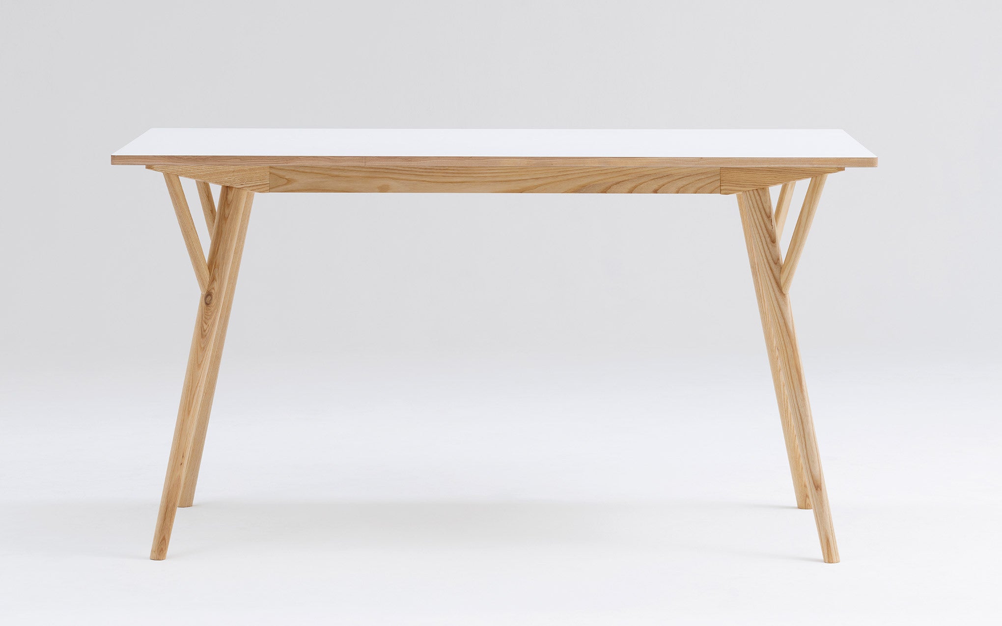 Peggy Standing table