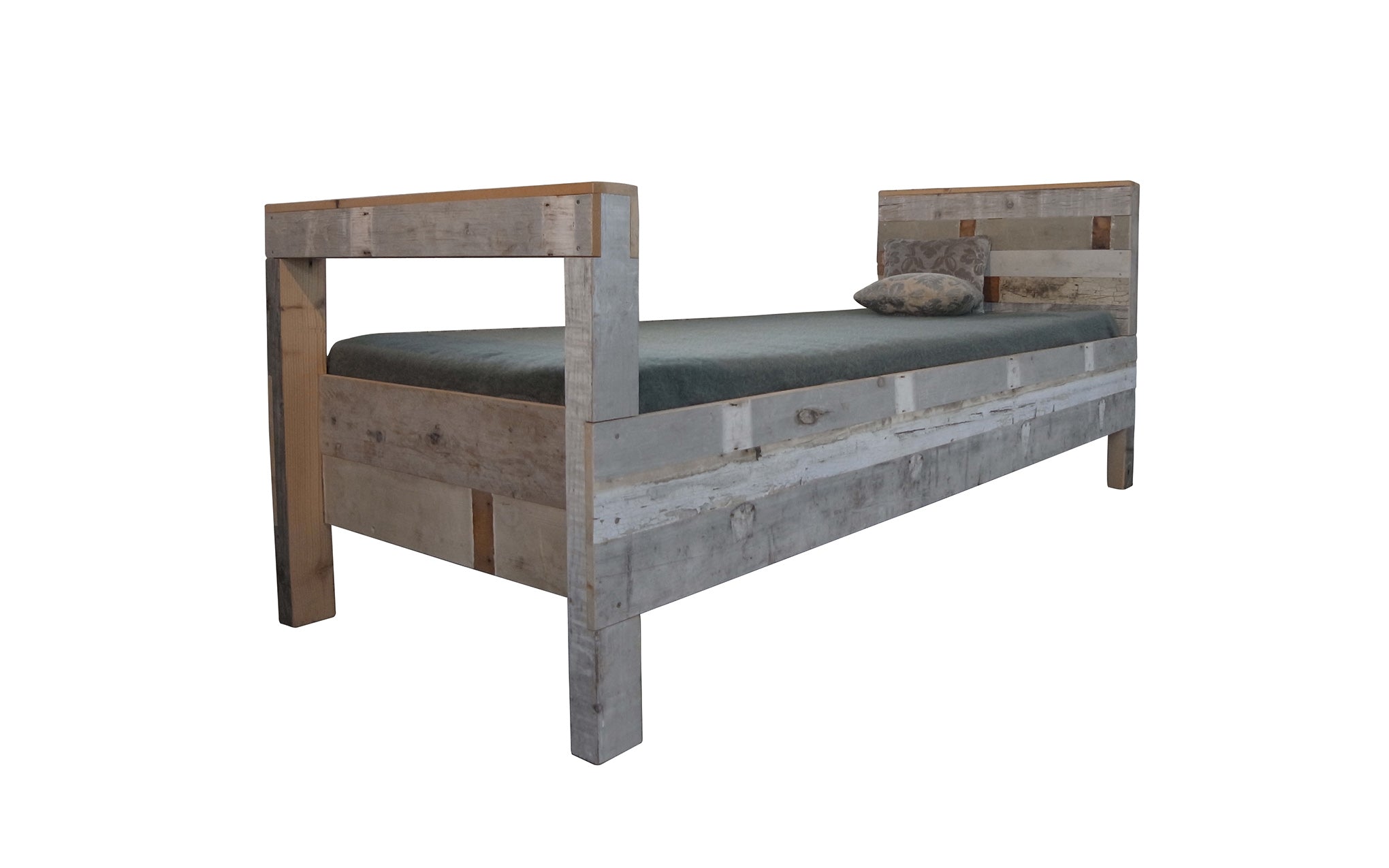 Wooden bed in Scrapwood - single