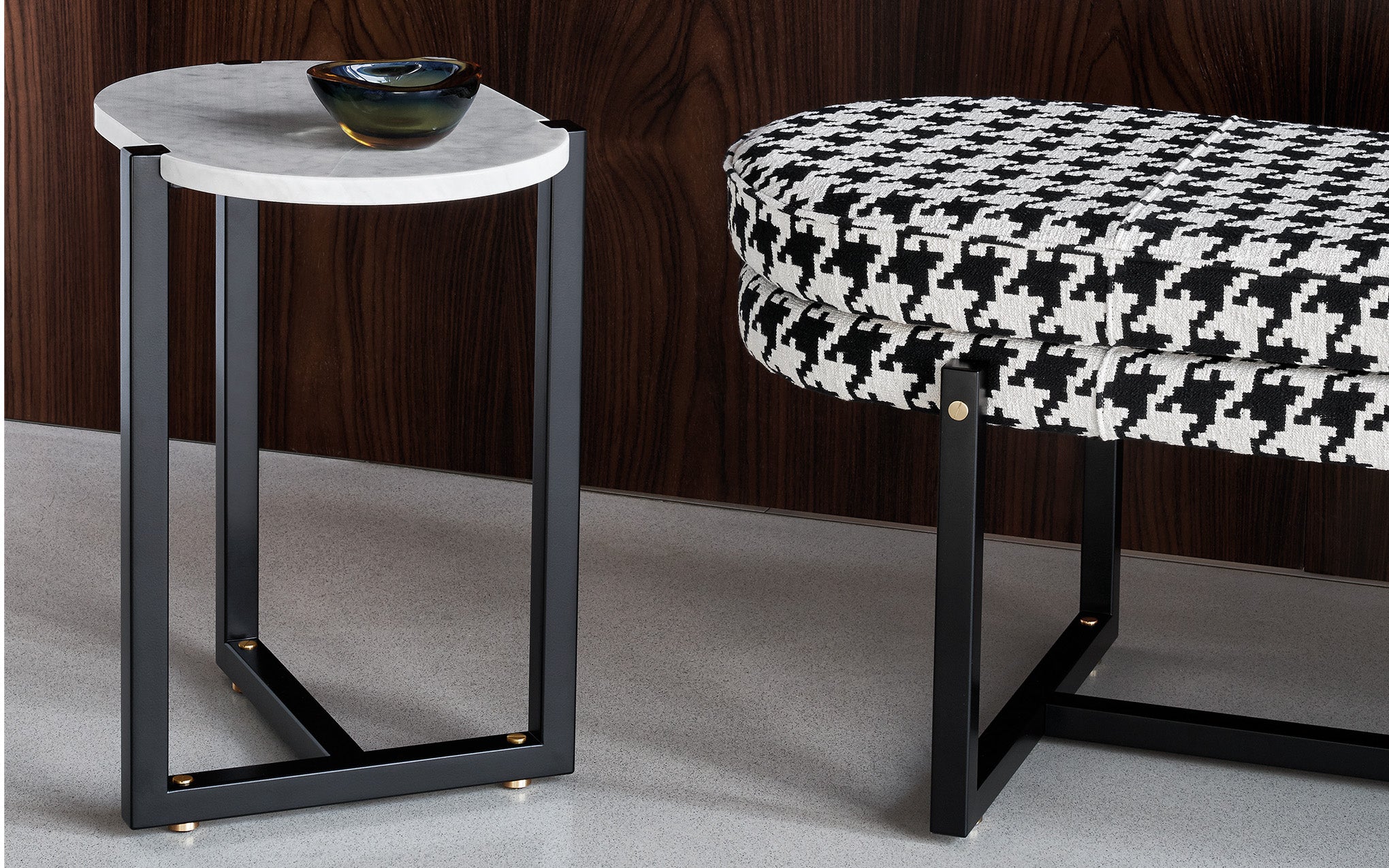 Sigmund small tables