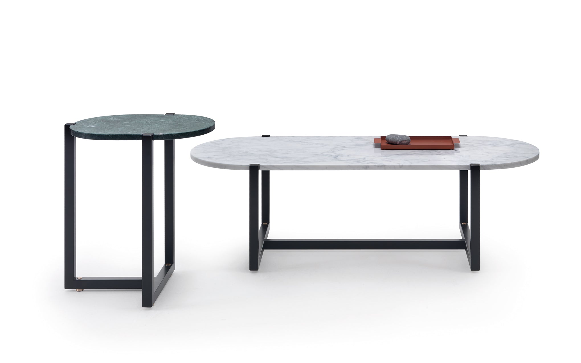 Sigmund small tables