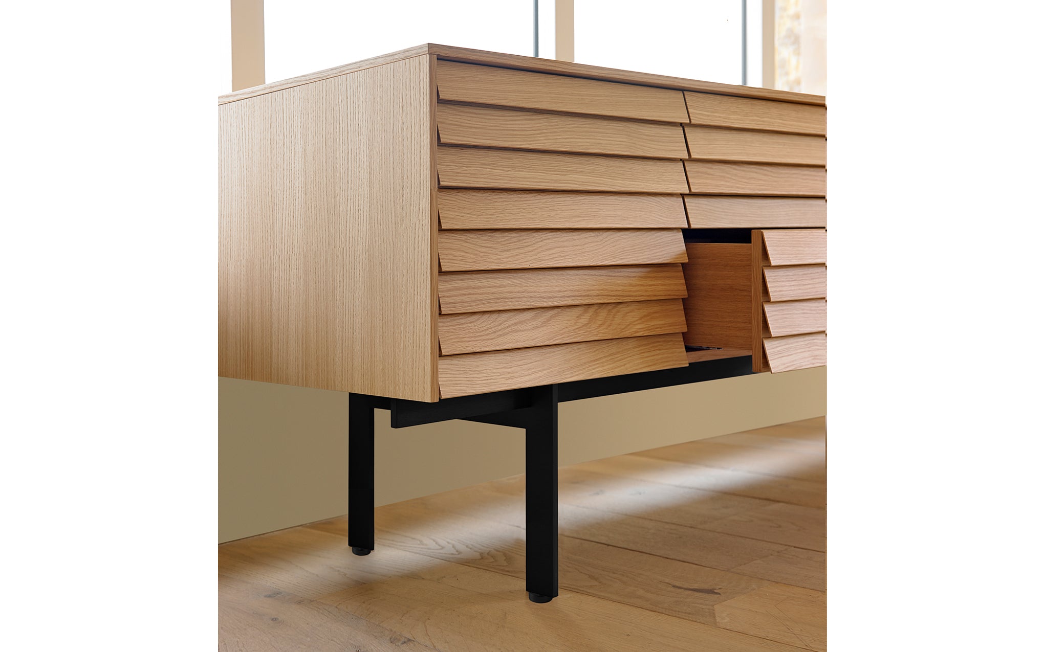 Sussex sideboard - large