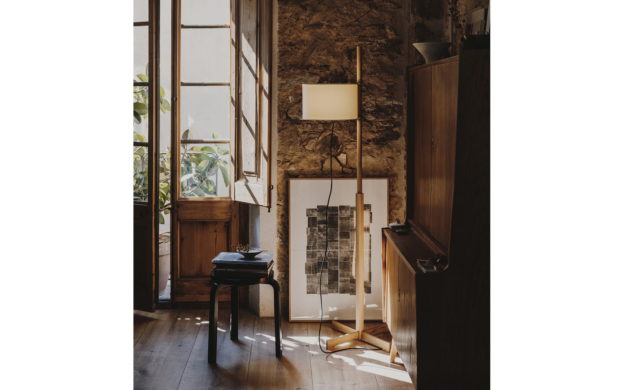TMM floor light by Miguel Milá for Santa & Cole | SCP