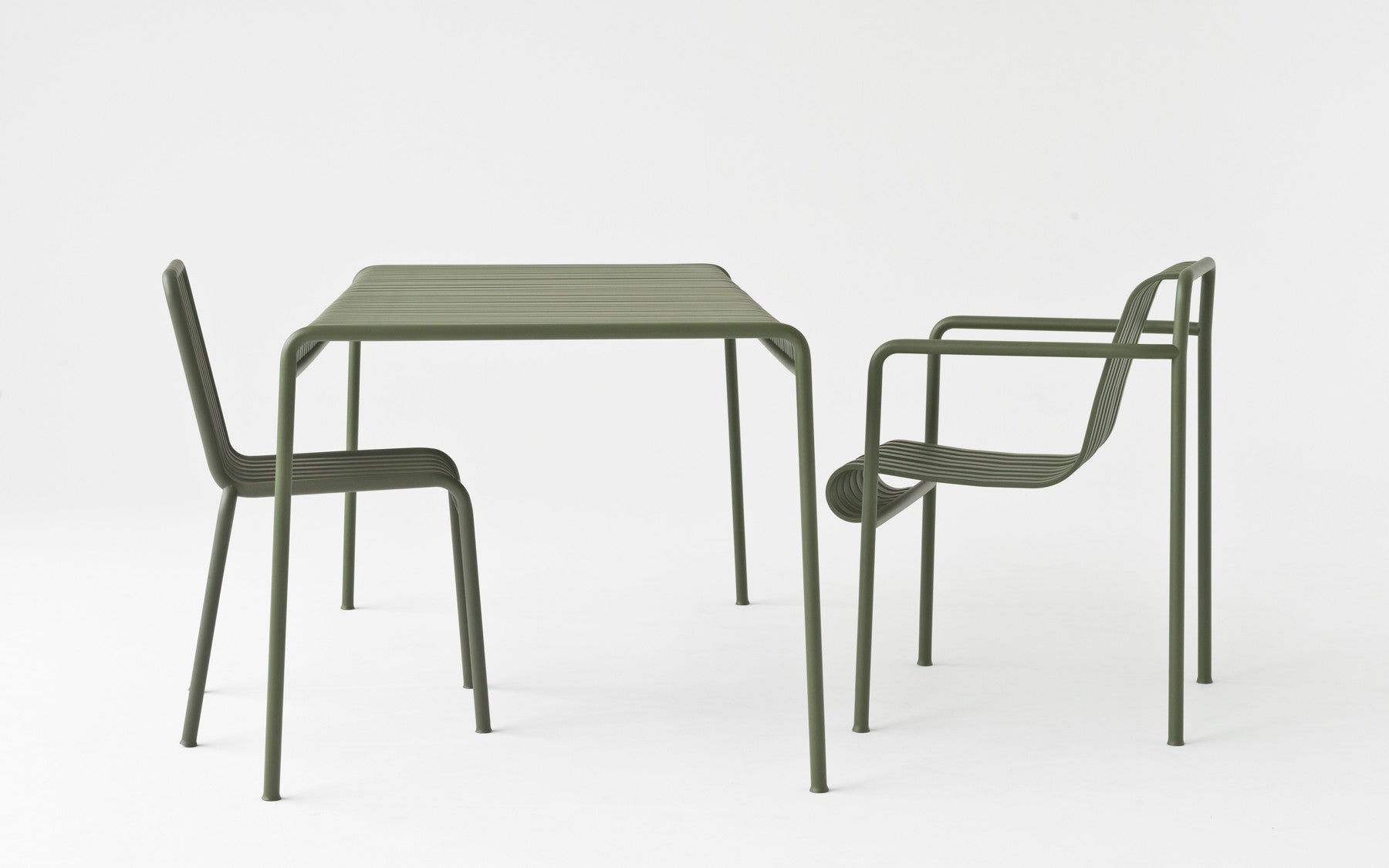 Palissade dining armchair