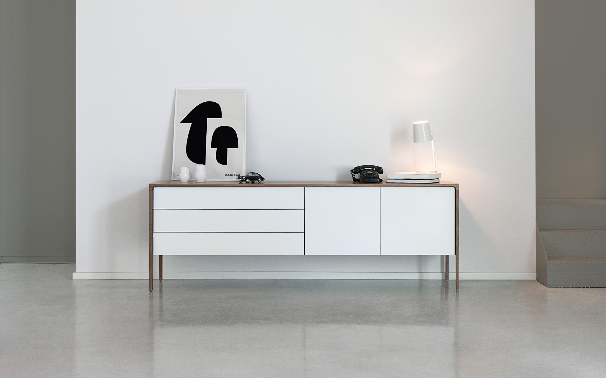 Tactile sideboard - 2 door & 3 drawers