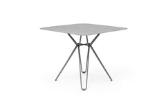 Tio square dining table