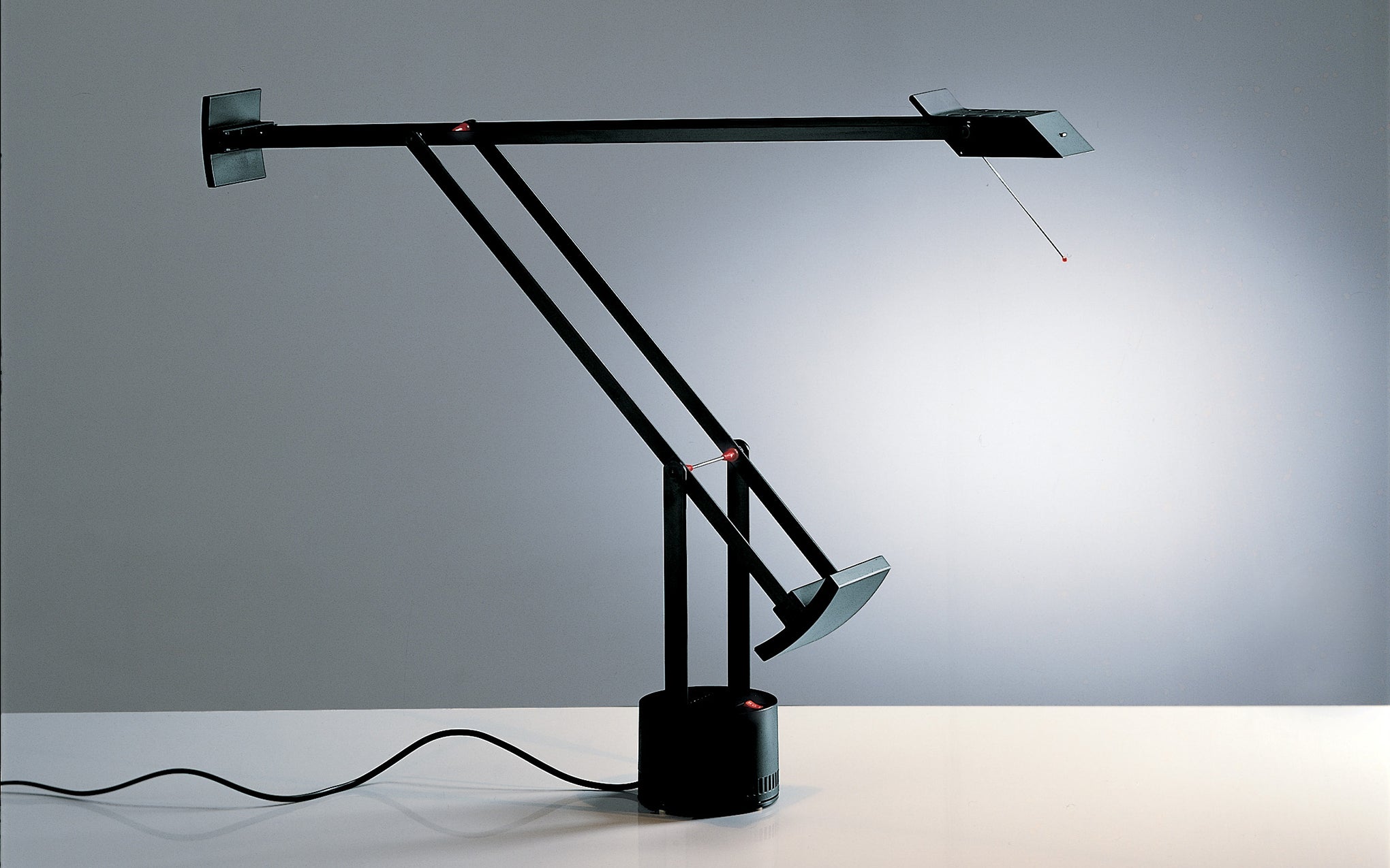 Tizio table light