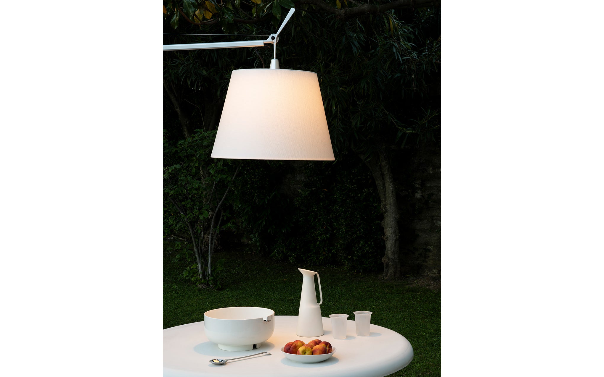 Tolomeo Mega floor light