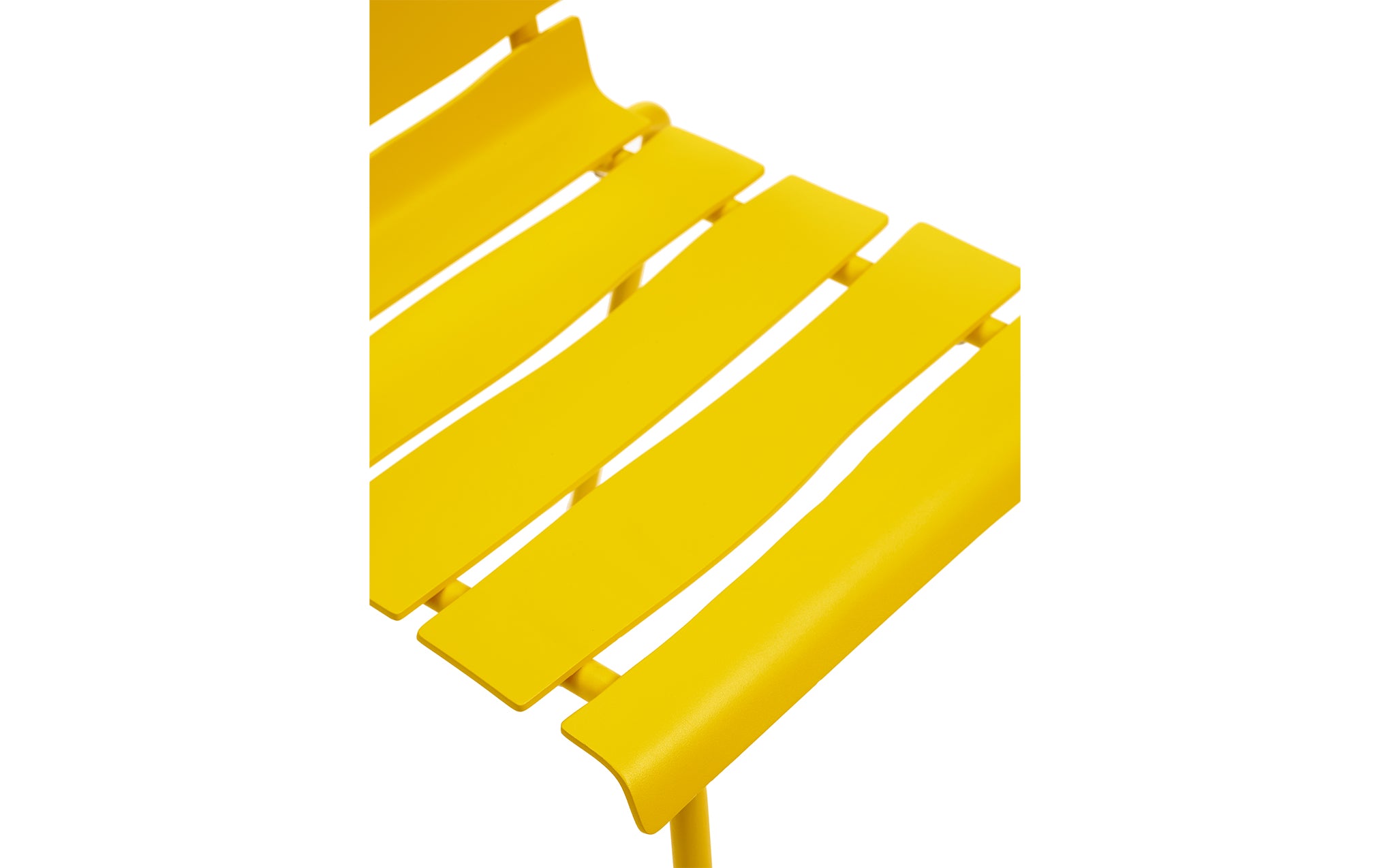 Aligned dining chair