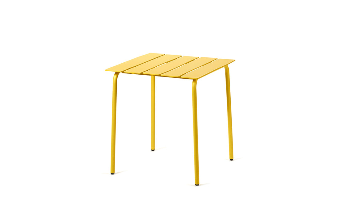 Aligned dining table - small