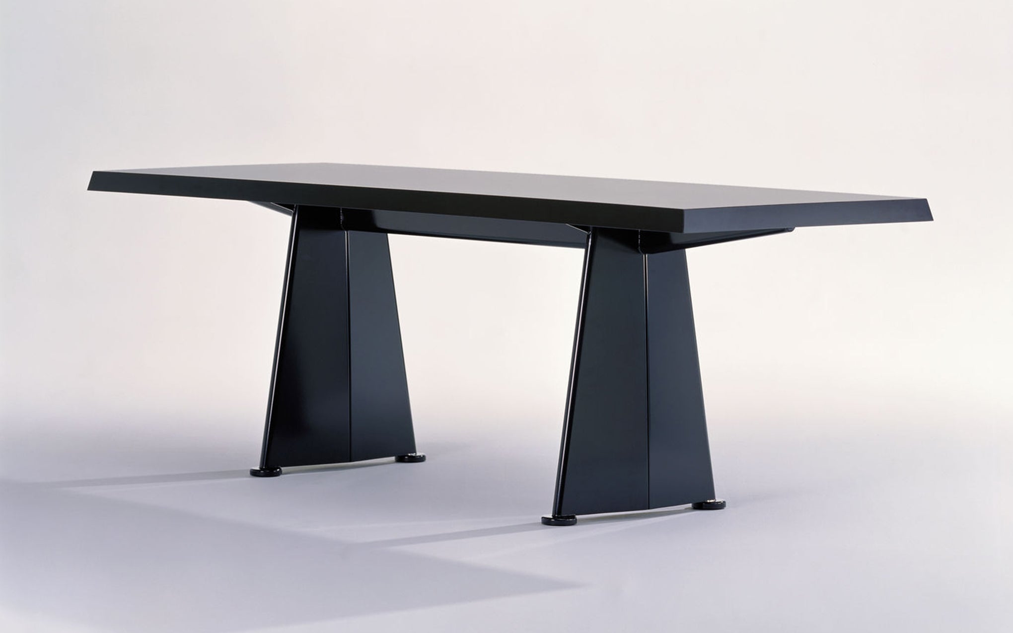 Trapèze Table