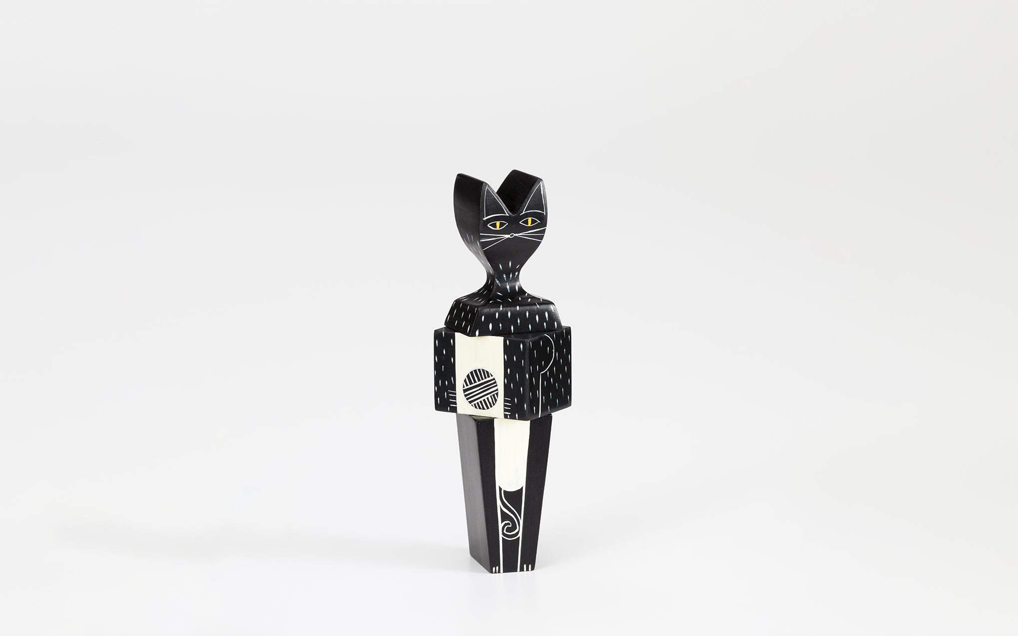 Wooden doll - Cat & Dog by Alexander Girard for Vitra | SCP