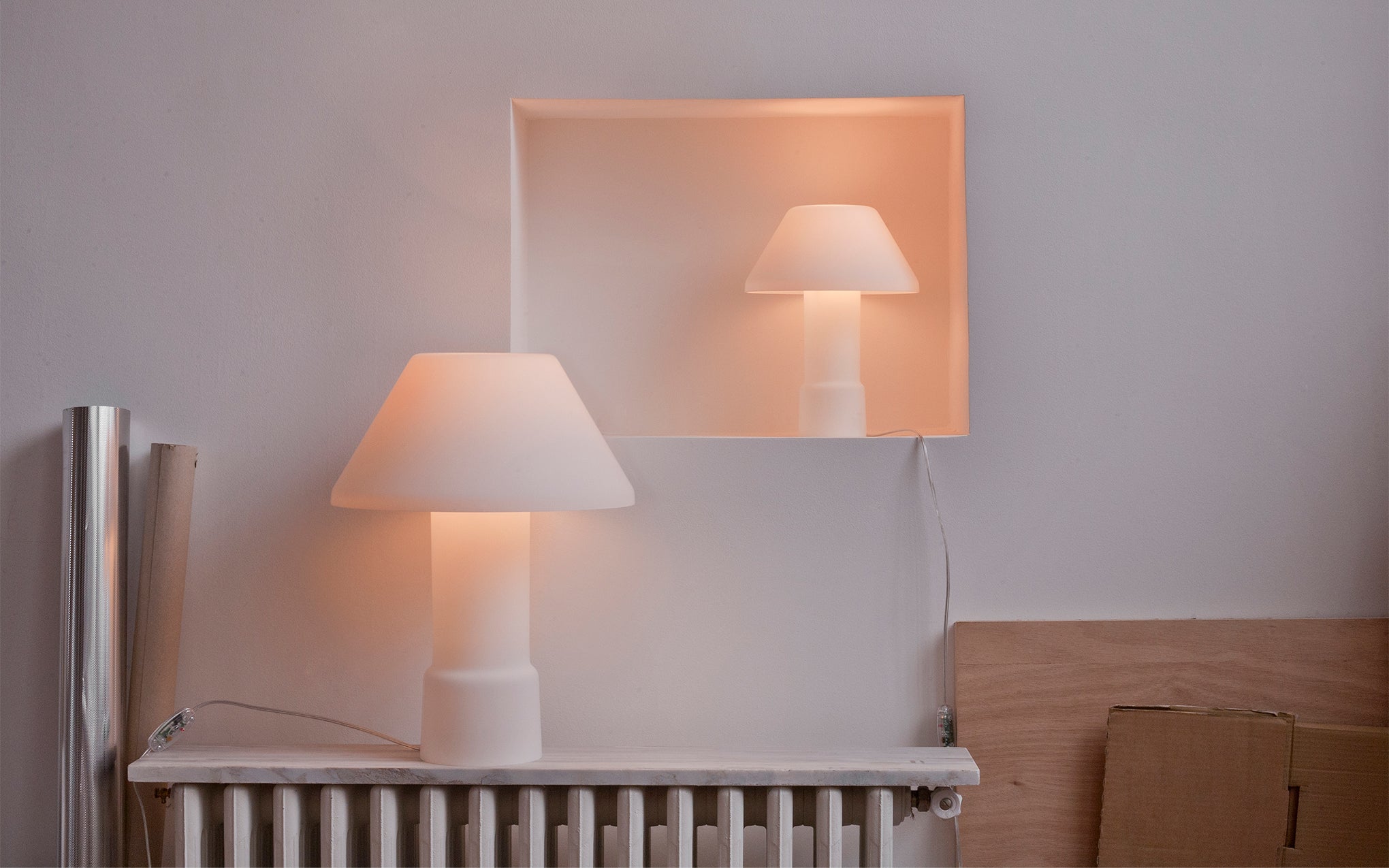 w163 Lampyre table Light