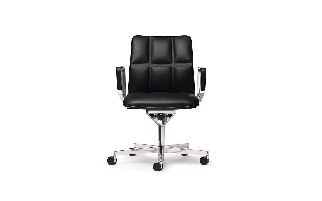 Leadchair executive