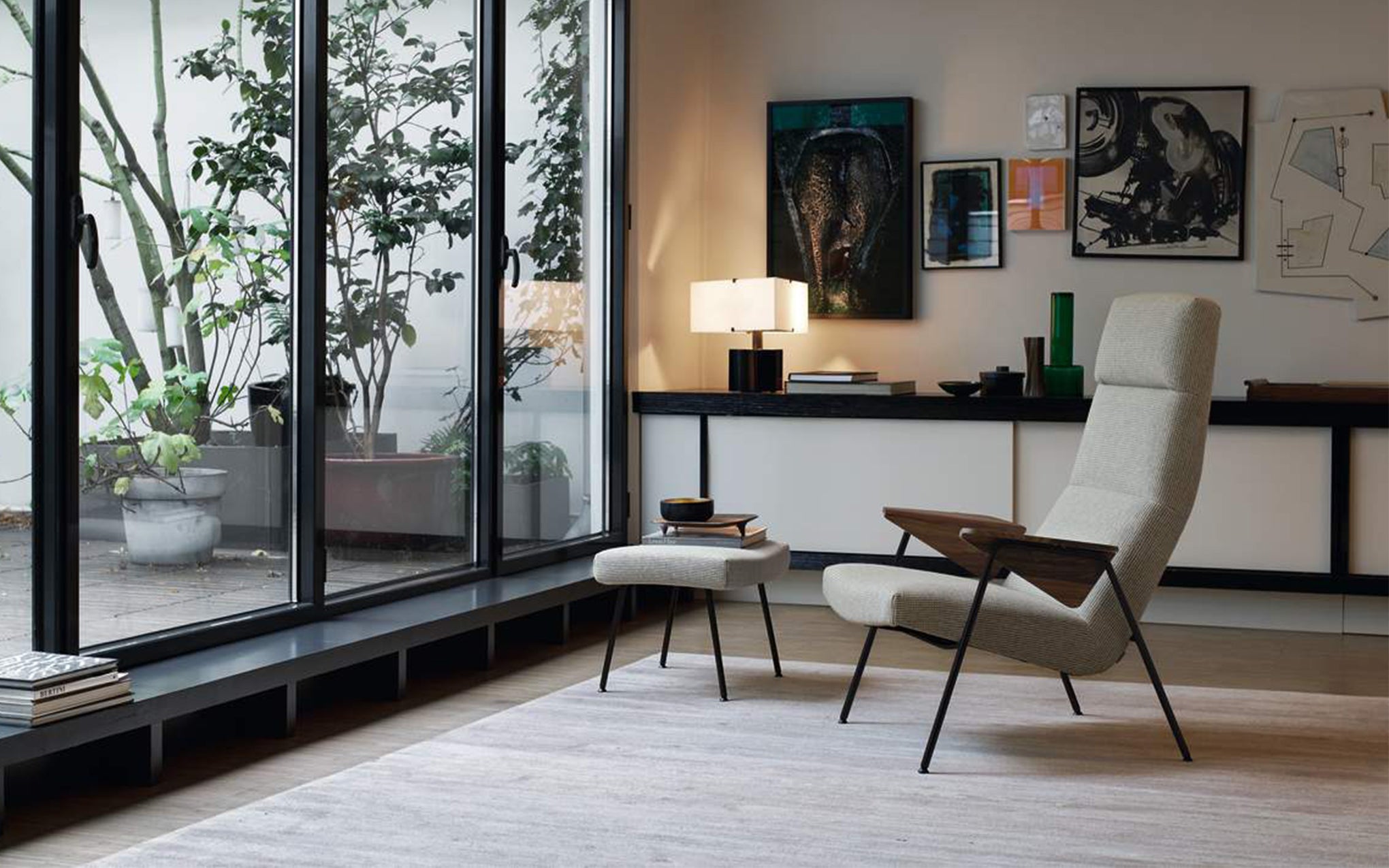 Votteler armchair - high back