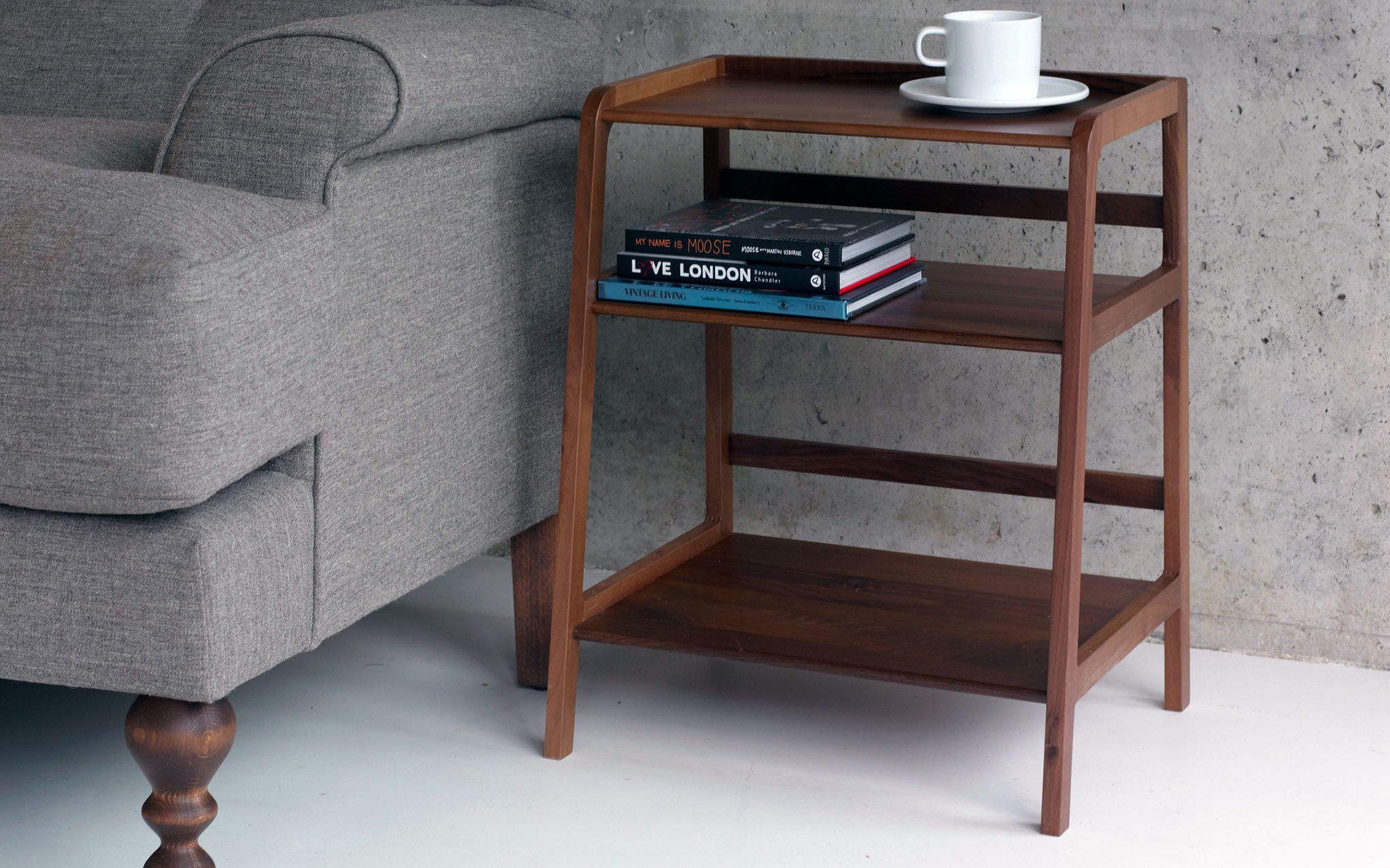 Agnes side table