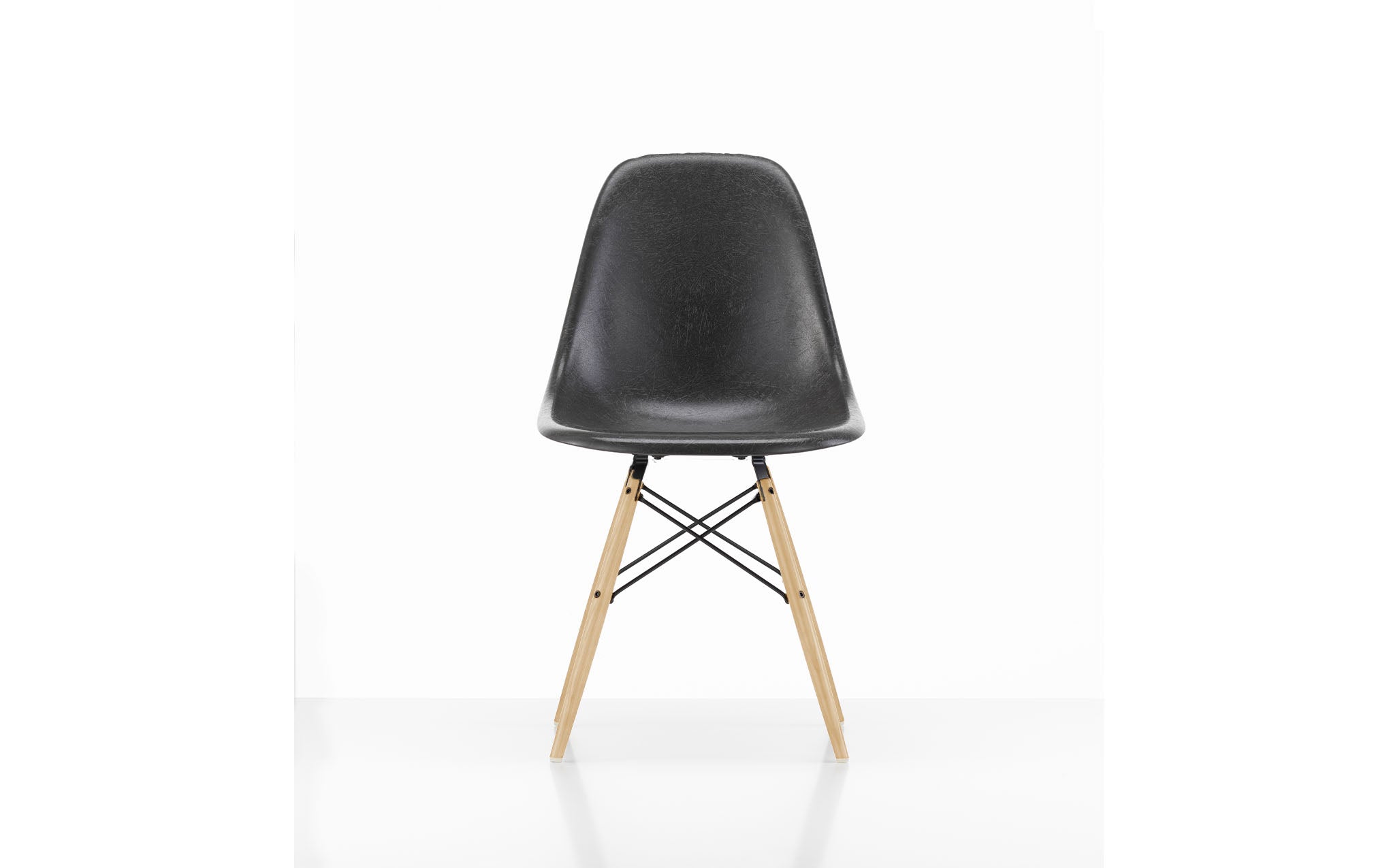 Fiberglass DSW chair