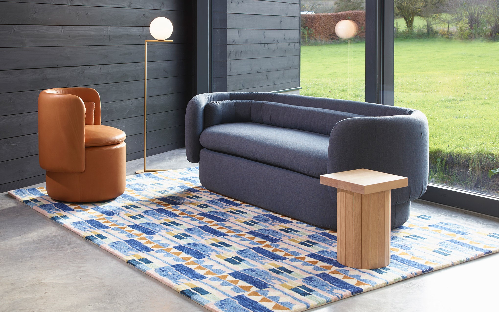 Group cocktail chair with swivel base