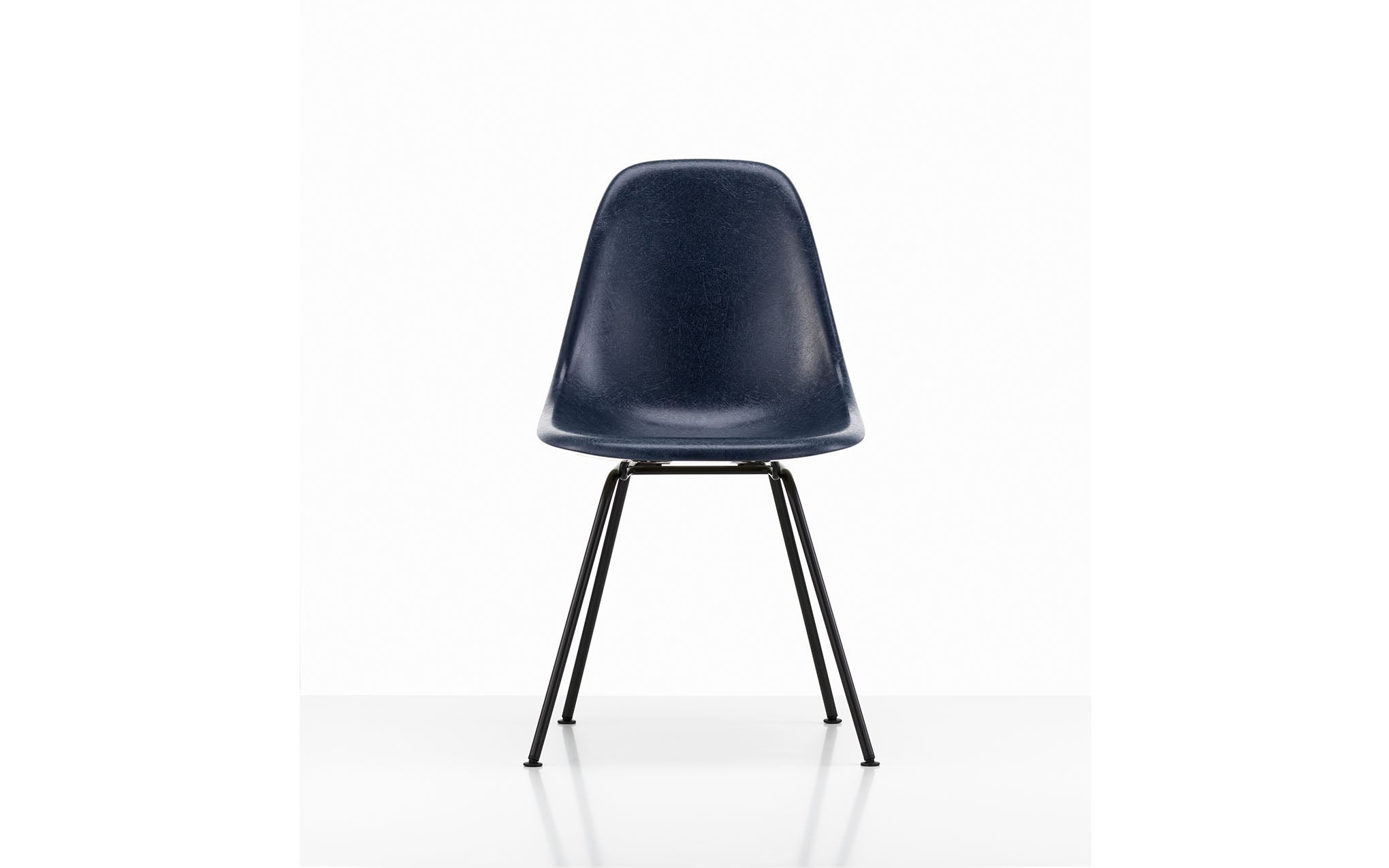 Fiberglass DSX chair