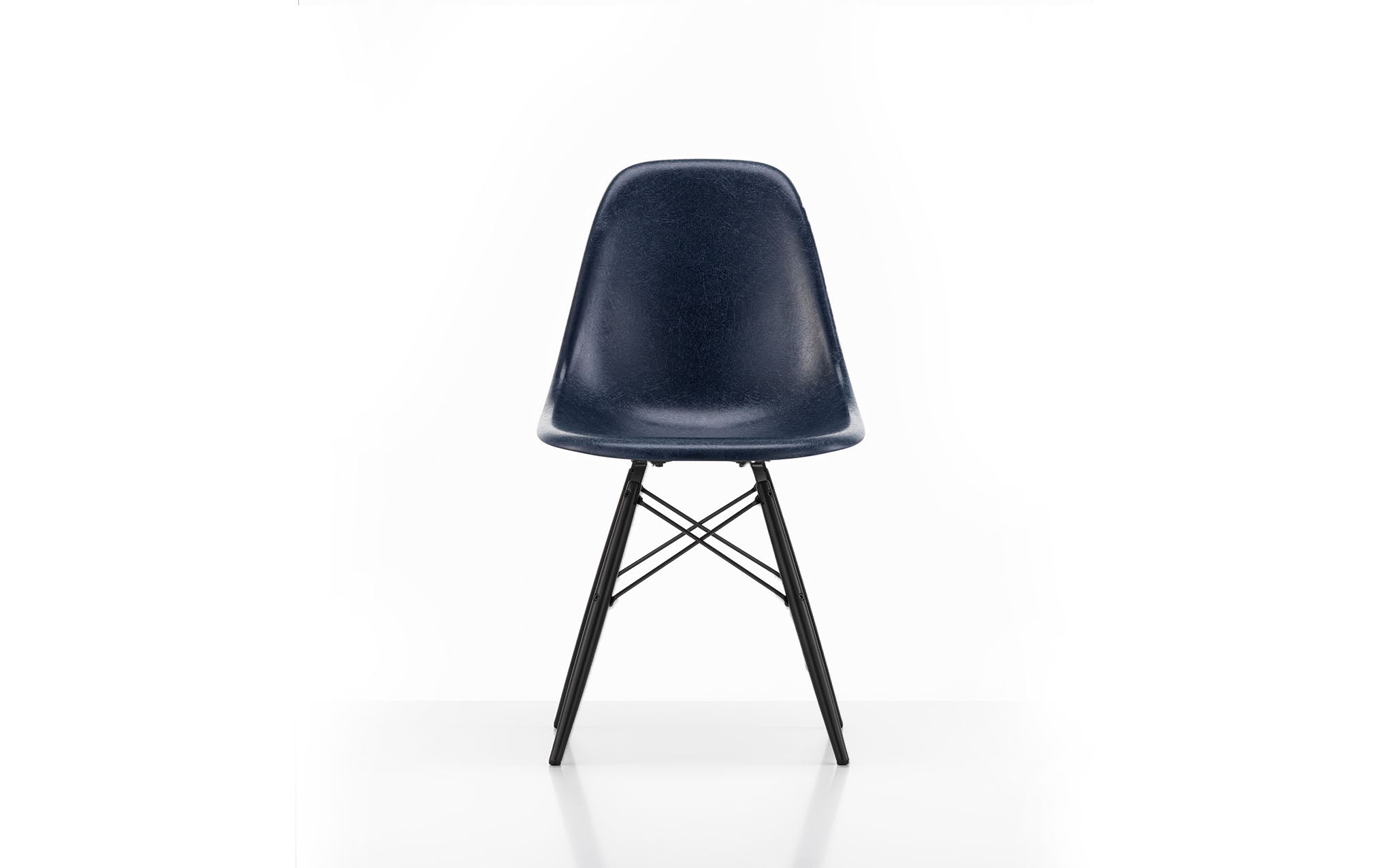 Fiberglass DSW chair