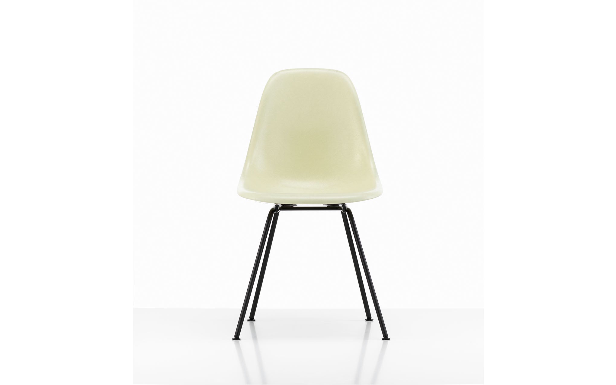 Fiberglass DSX chair