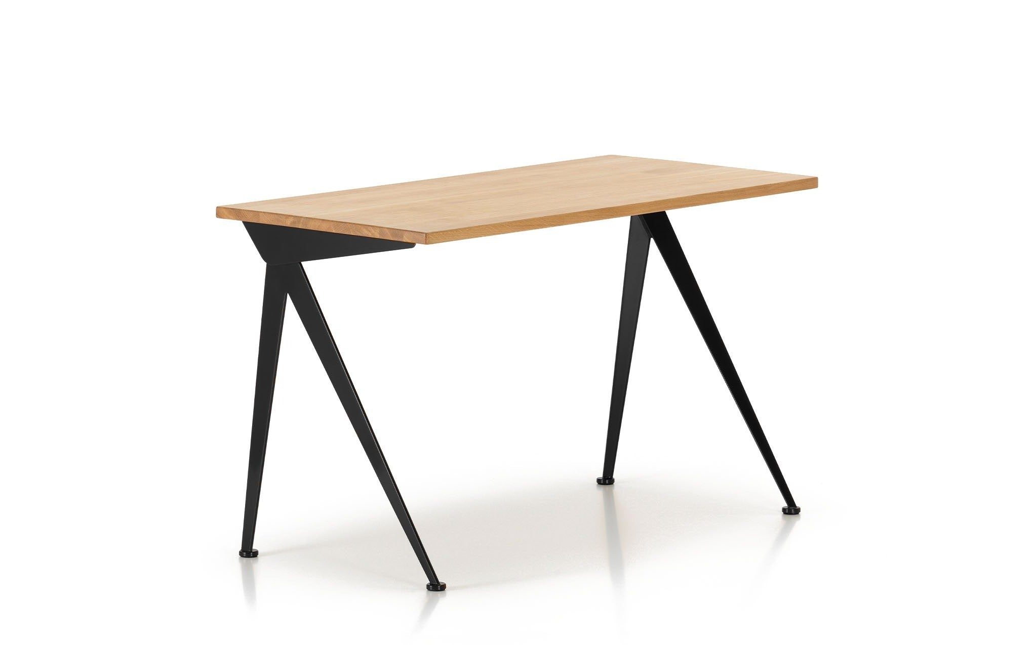 Compas Direction desk