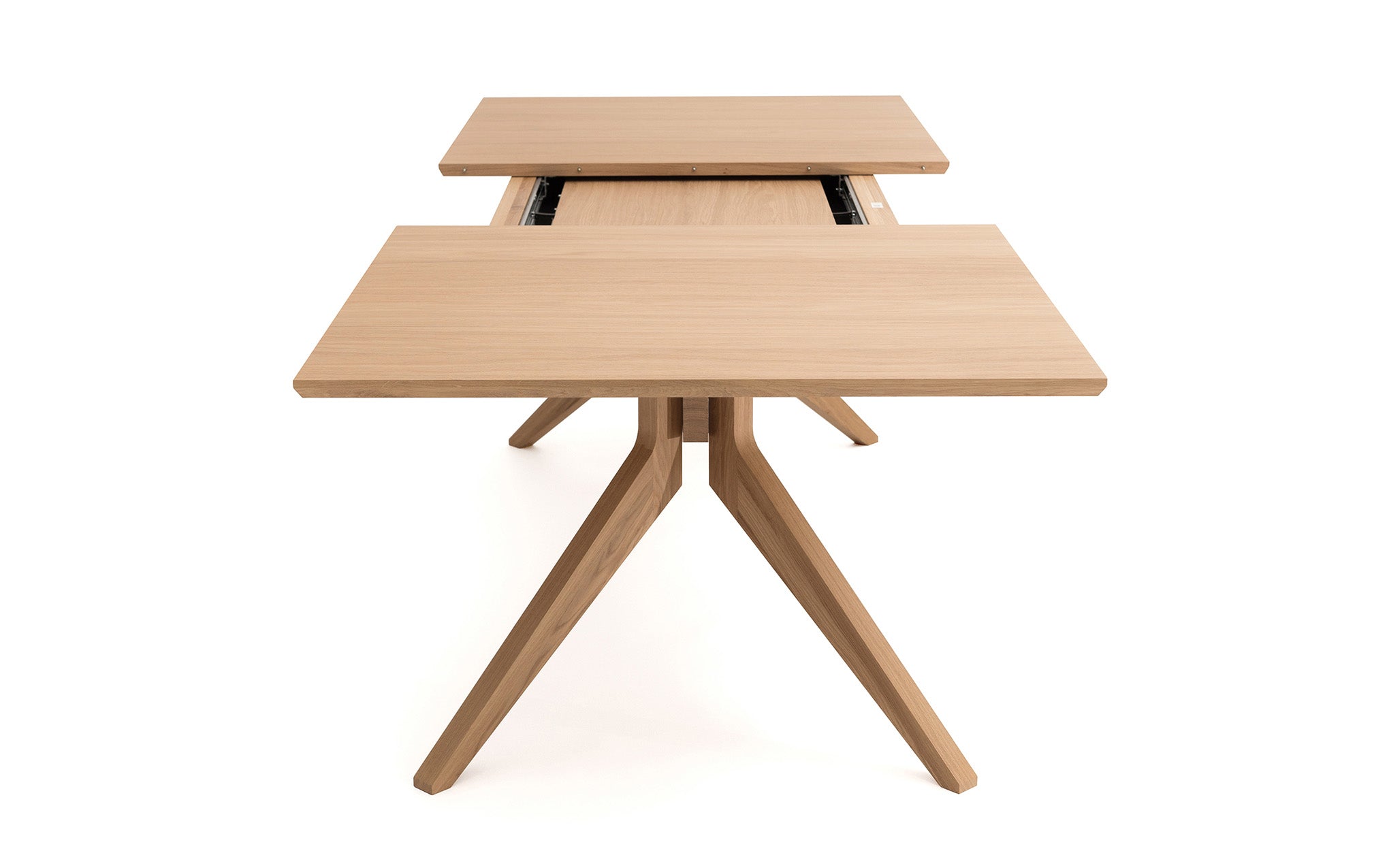 Cross extending table