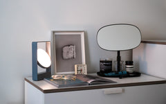 Mouro portable table light