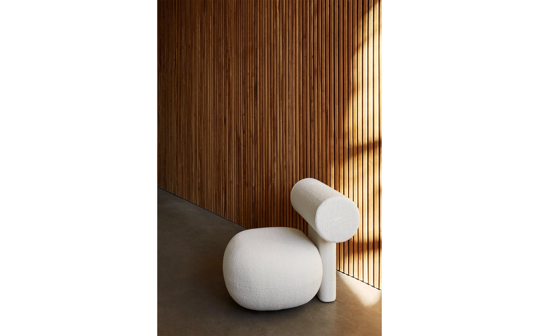 Hippo lounge chair - full upholstery