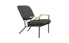 Orlando armchair with oak arms